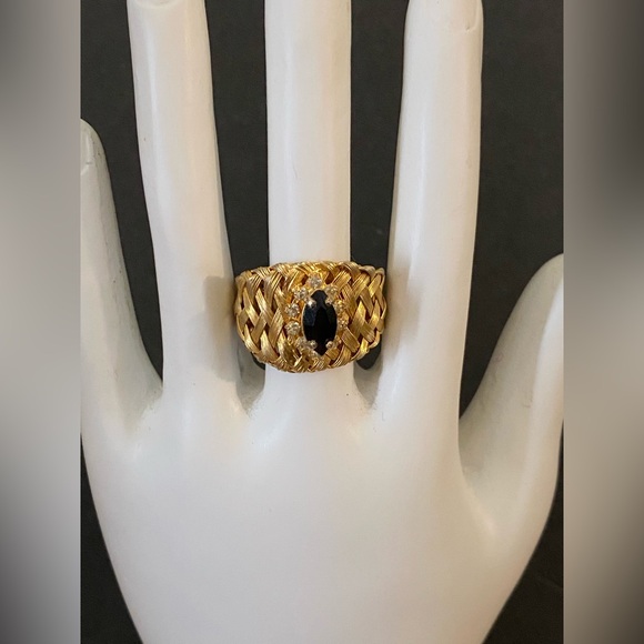 Black stone gold tone basket weave ring vintage - Picture 5 of 16